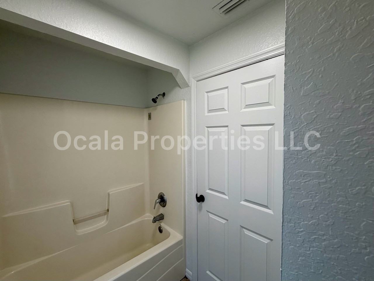 12224 Se 101st Ave - Photo 4 of 20