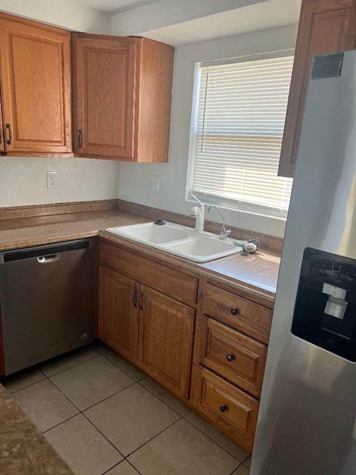 6300 Limerick Ave - Photo 6 of 14