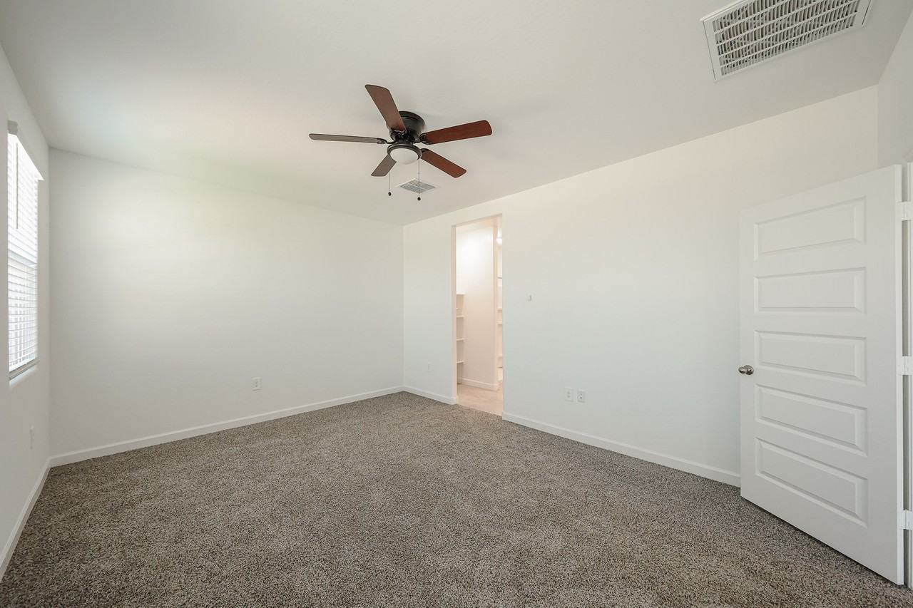 38060 W Frascati Ave - Photo 7 of 35