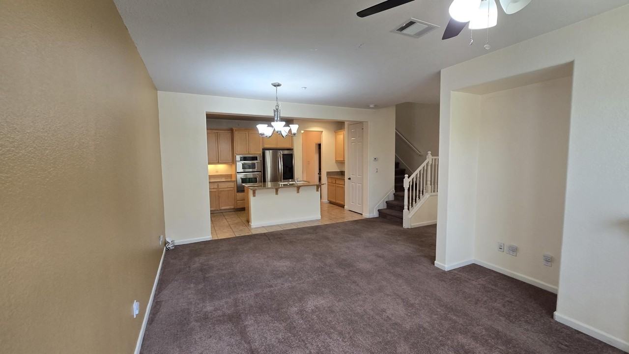 5066 Fioli Loop - Photo 4 of 27
