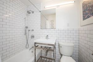 featured image of 195 Willoughby Ave