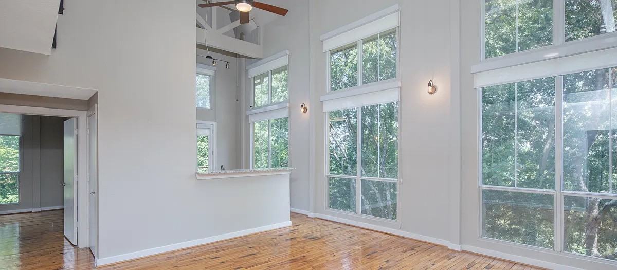 250 10th St Ne - Photo 3 of 6