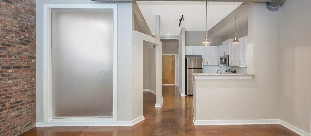250 10th St Ne - Photo 4 of 6