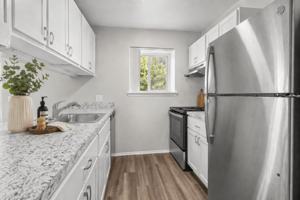 featured image of 850 Williamsbury Dr