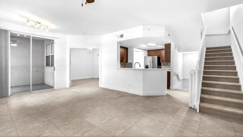 20889 Saint Andrews Boulevard - Photo 5 of 5