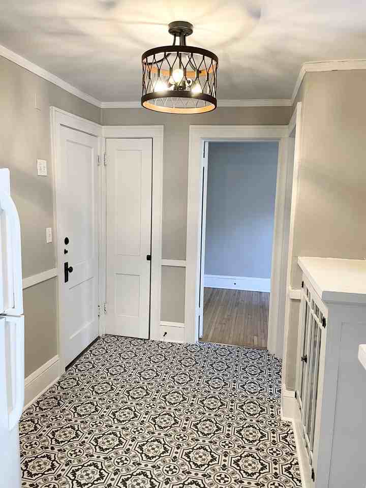 Ashland & Laurel Apartments - Photo 3 of 49