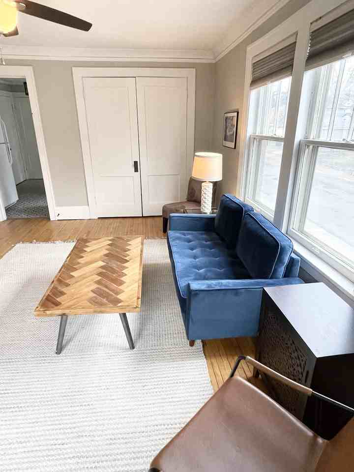Ashland & Laurel Apartments - Photo 4 of 49