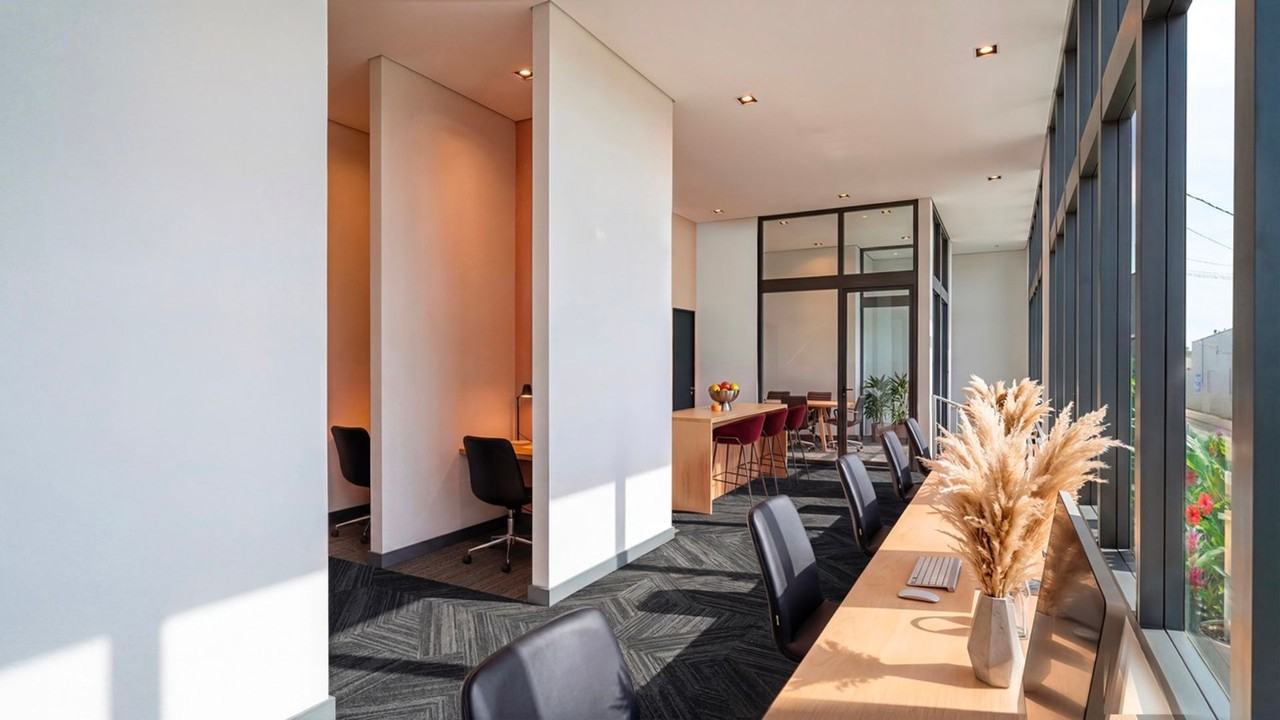 The Hub Apartments - Photo 4 of 28