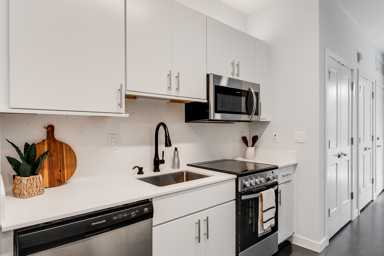 The Hub Apartments - Photo 4 of 45