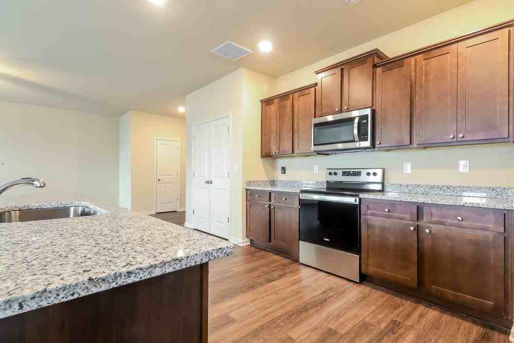 704 Plow Pt - Photo 7 of 17