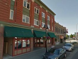 featured image of 122 W Main St