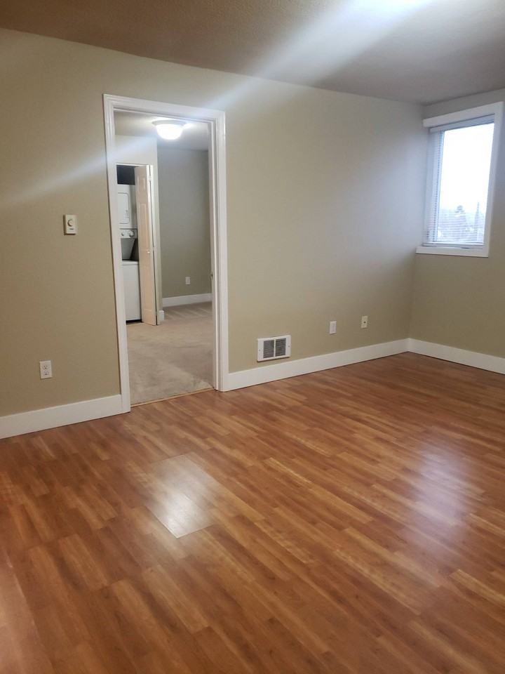 Sunrise Suites Auburn - Photo 2 of 8