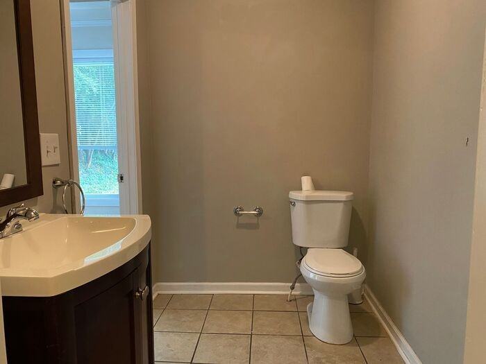 1716 4th Ave N - Photo 7 of 33