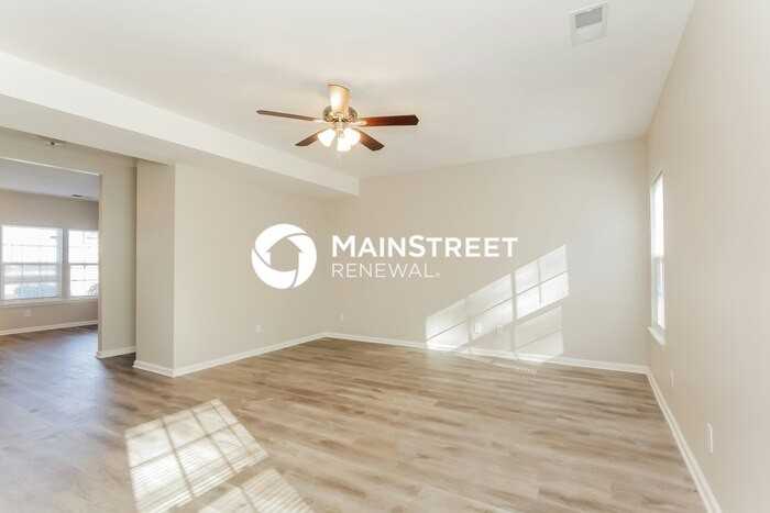 16611 Crimson Sargent Dr - Photo 6 of 17