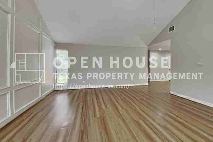 6214 Arcadian Shores Dr - Photo 6 of 21