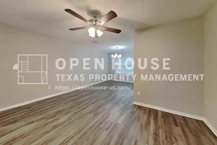 9322 Bayou Bluff Dr - Photo 5 of 22