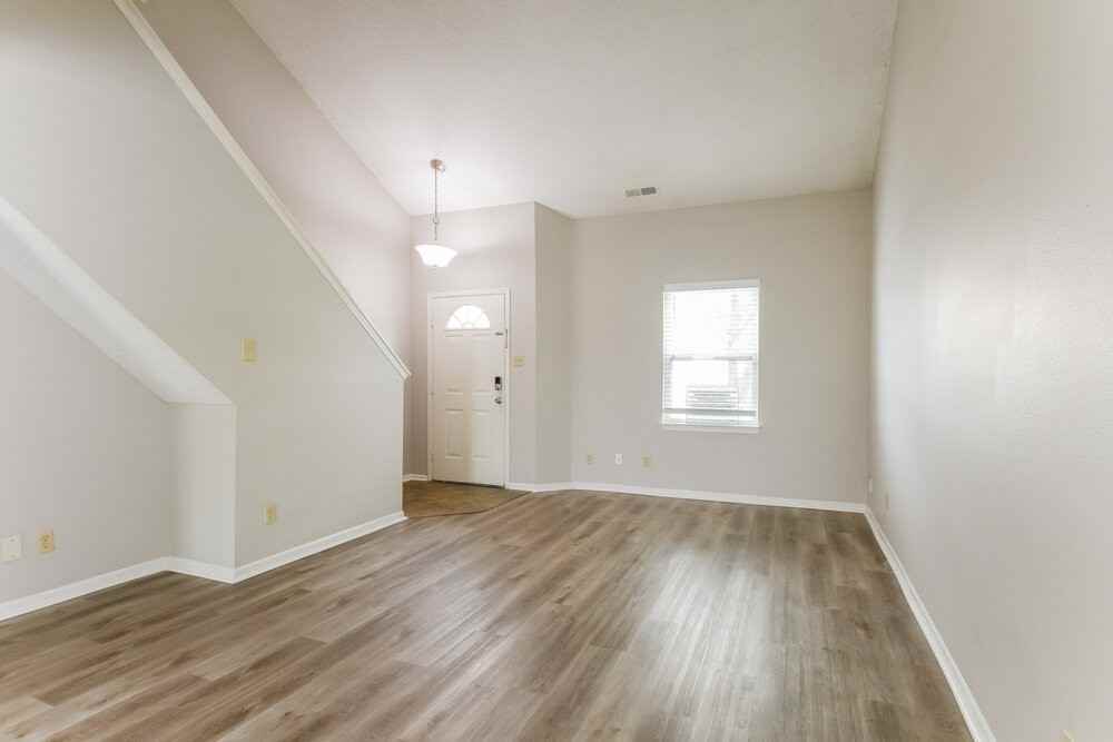 2150 Summer Breeze Way - Photo 6 of 31