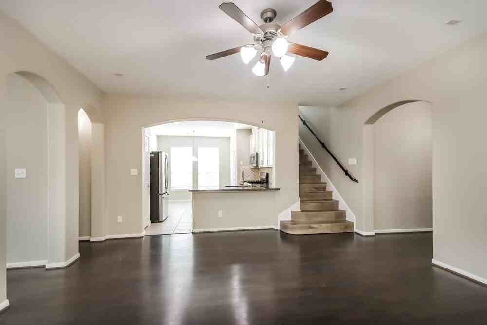 10519 Sun River Falls Dr - Photo 6 of 17