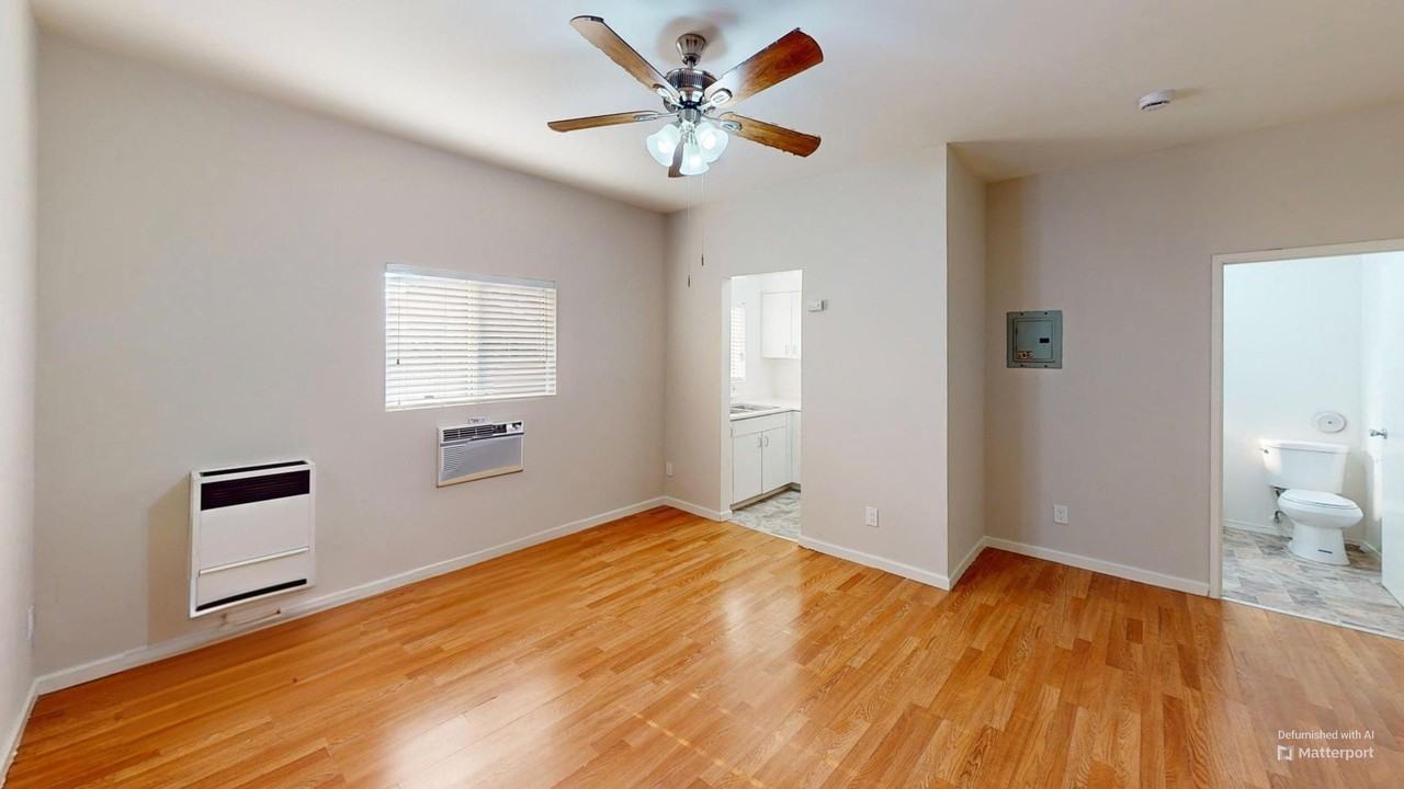 COR - 733 S. Coronado St - Photo 2 of 4