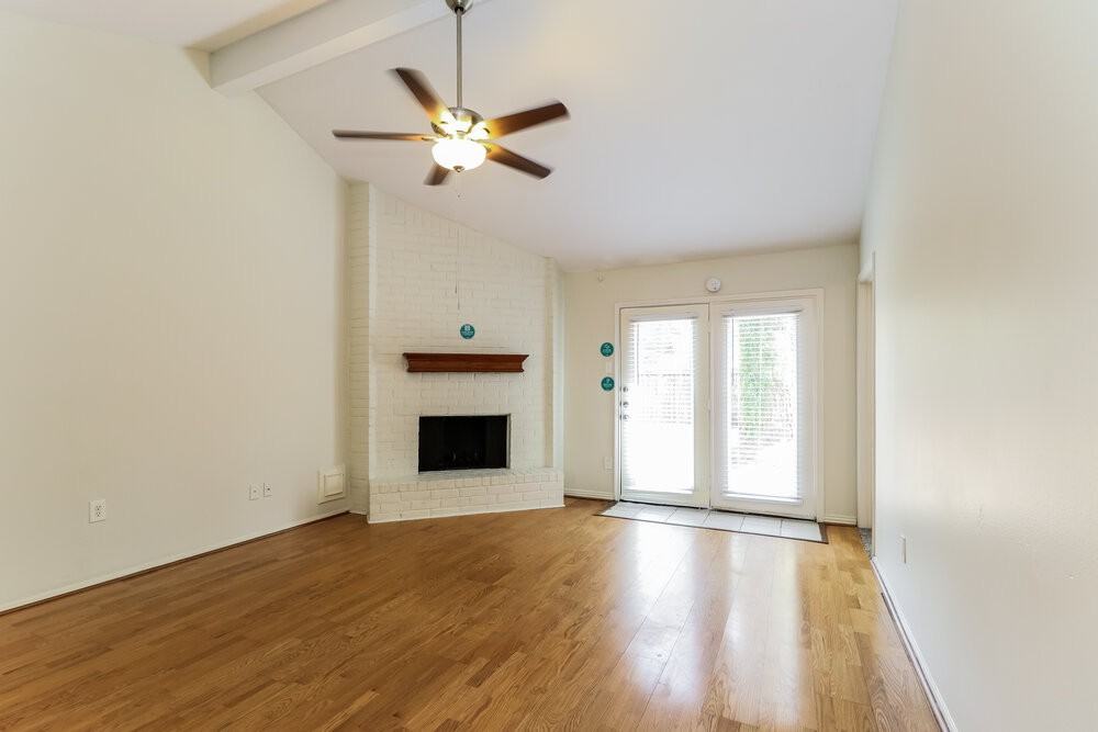 84 Fallshire Dr - Photo 5 of 16