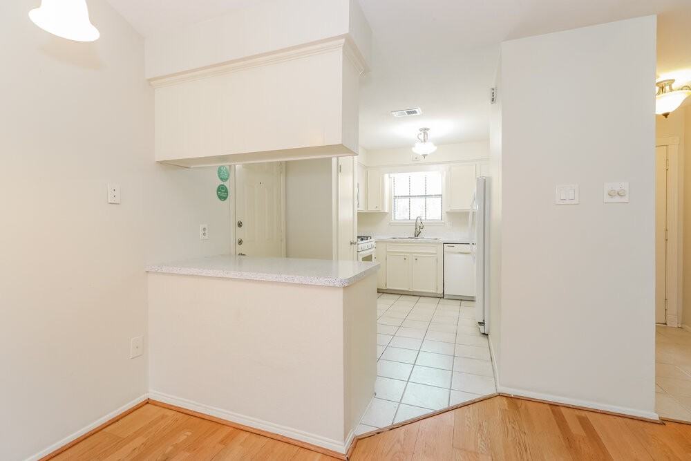 84 Fallshire Dr - Photo 7 of 16