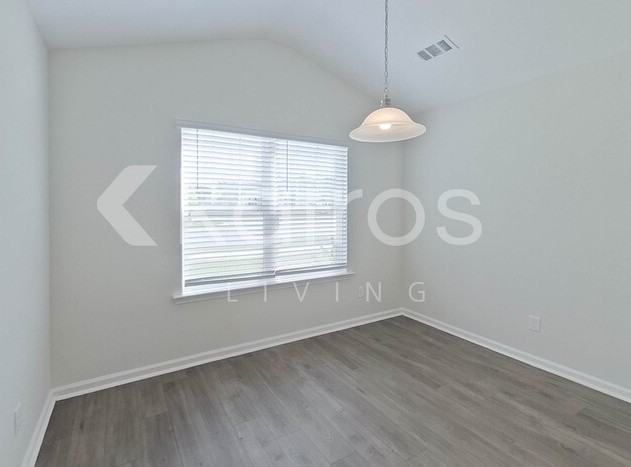 108 Saint Phillip Way - Photo 5 of 30