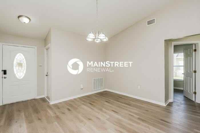 3439 Imperial Manor Way - Photo 5 of 16