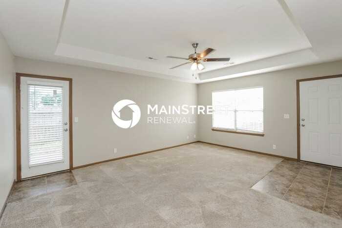 200 Palmer Ct - Photo 5 of 16