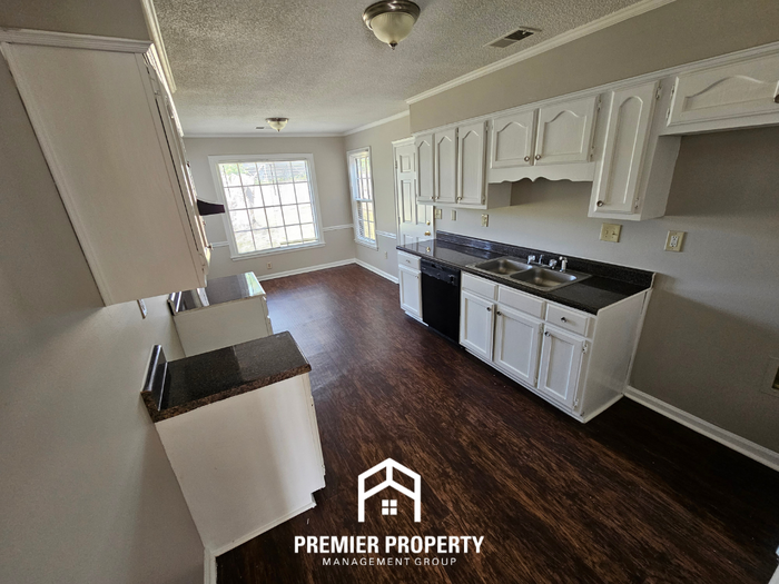 4087 Birch Glen Dr - Photo 4 of 23