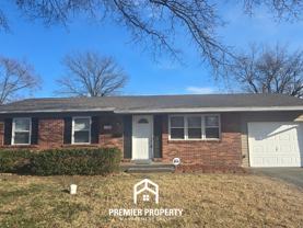 7358 Naples Dr - Photo 1 of 1