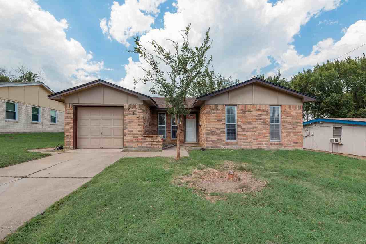917 Piedmont Dr - Photo 2 of 20
