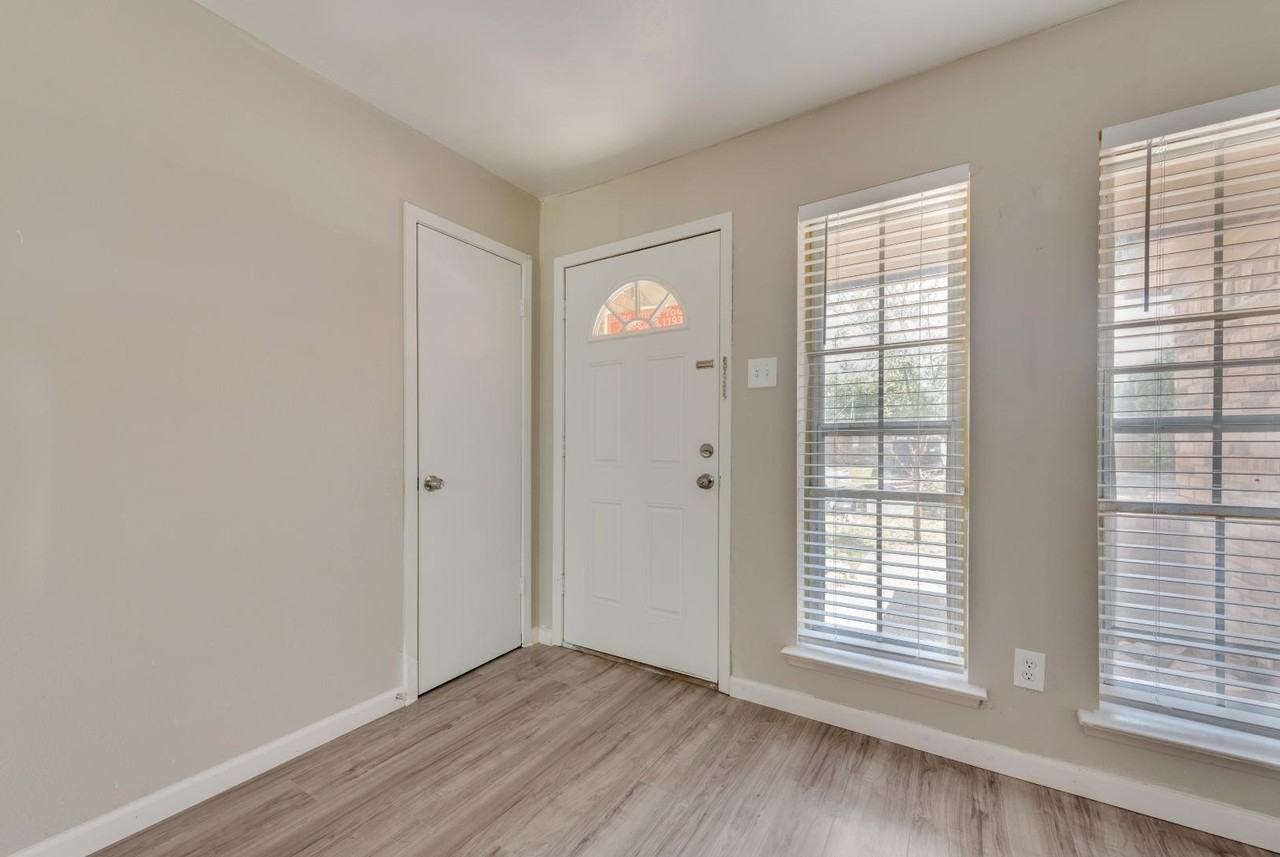 917 Piedmont Dr - Photo 5 of 20