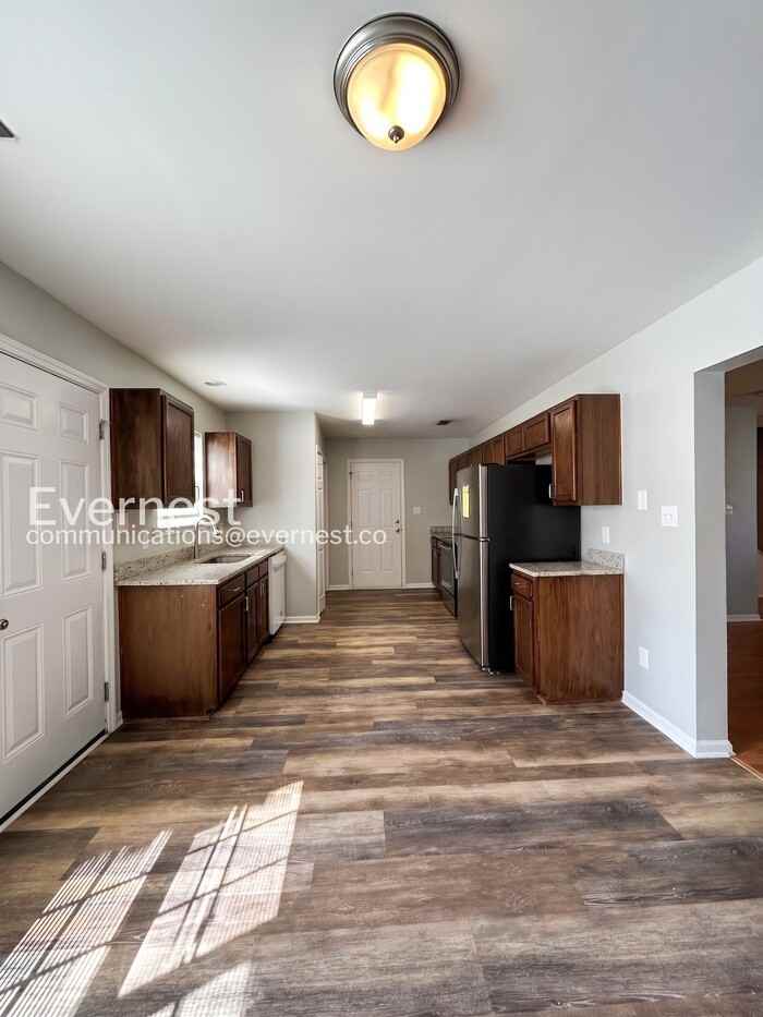 10339 Gold Pan Rd - Photo 4 of 23