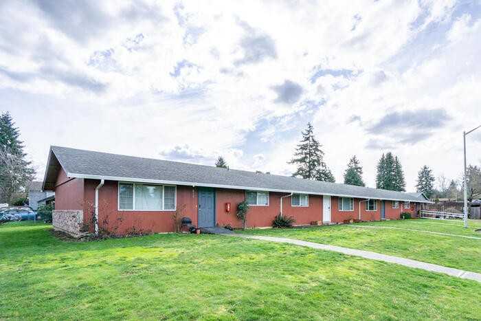 824 Ne 106th Ave - Photo 4 of 26