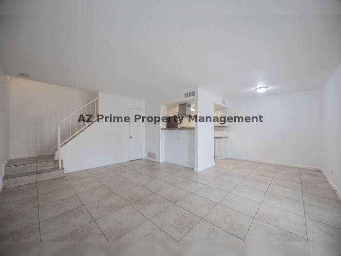 4615 E Jones Ave - Photo 4 of 23