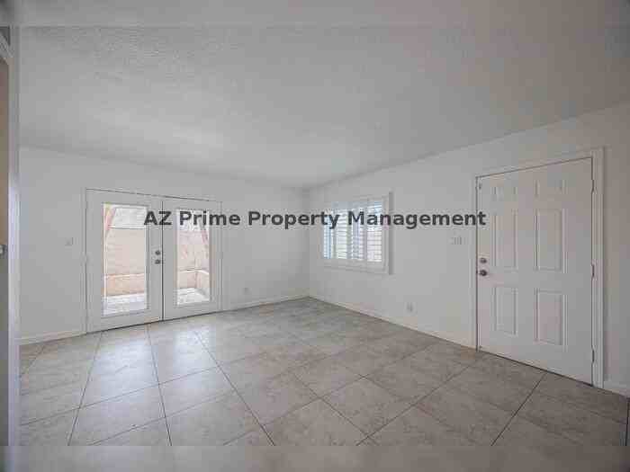 4615 E Jones Ave - Photo 6 of 23