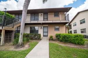 featured image of 5254 Treetops Dr