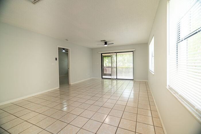 5254 Treetops Dr - Photo 3 of 22