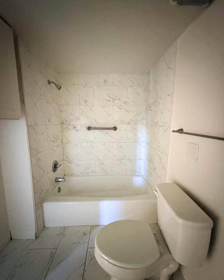 8026 Juniper Ave - Photo 5 of 20