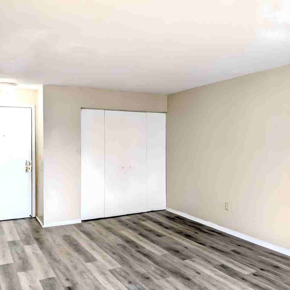 1865 Magnolia Ave E #1865-202 - Photo 5 of 20