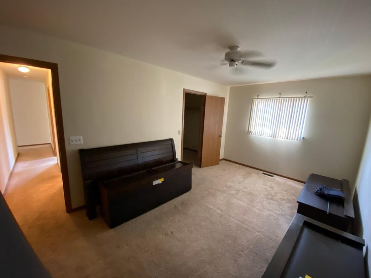 72 W Washington Street - Photo 3 of 8