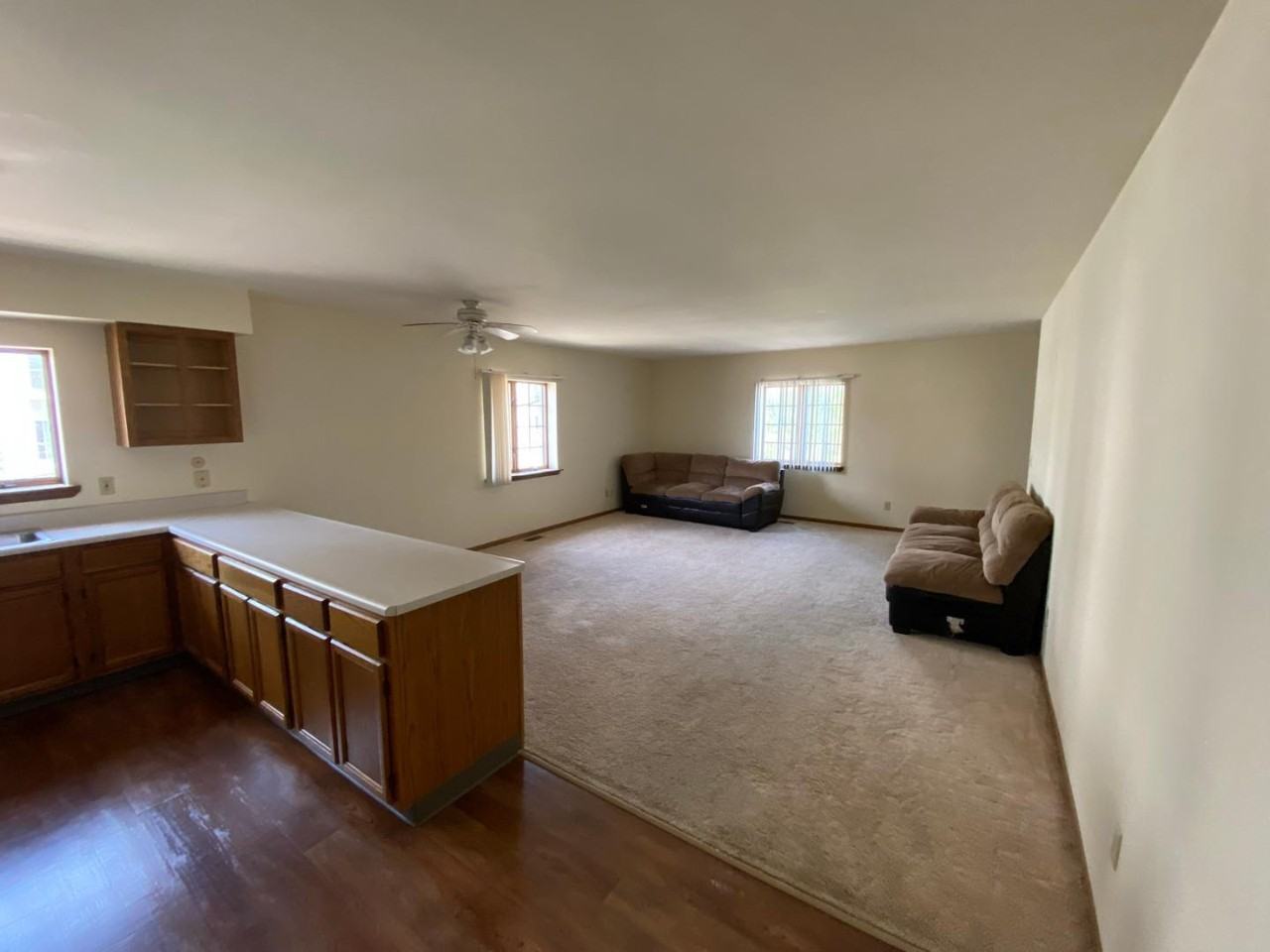 72 W Washington Street - Photo 5 of 8