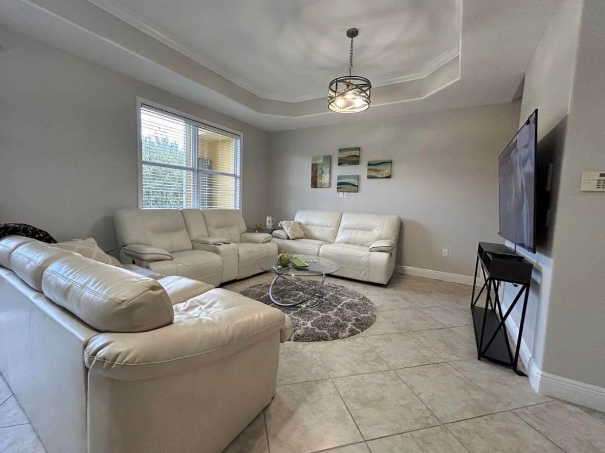 16050 Via Solera Cir - Photo 5 of 20
