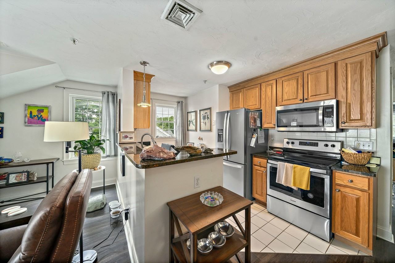 24 Wall St #E - Photo 4 of 15