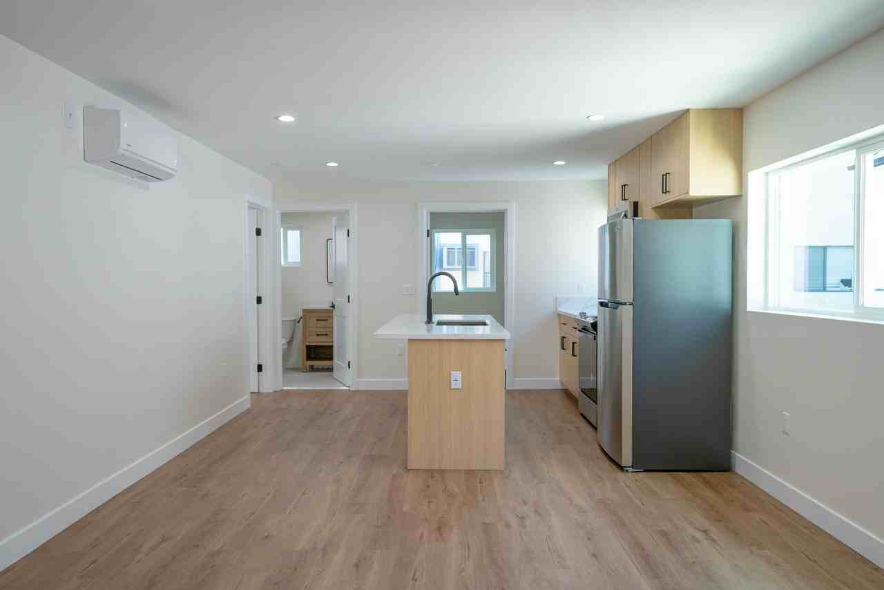 1034 S Westmoreland Ave #1-4 - Photo 5 of 19