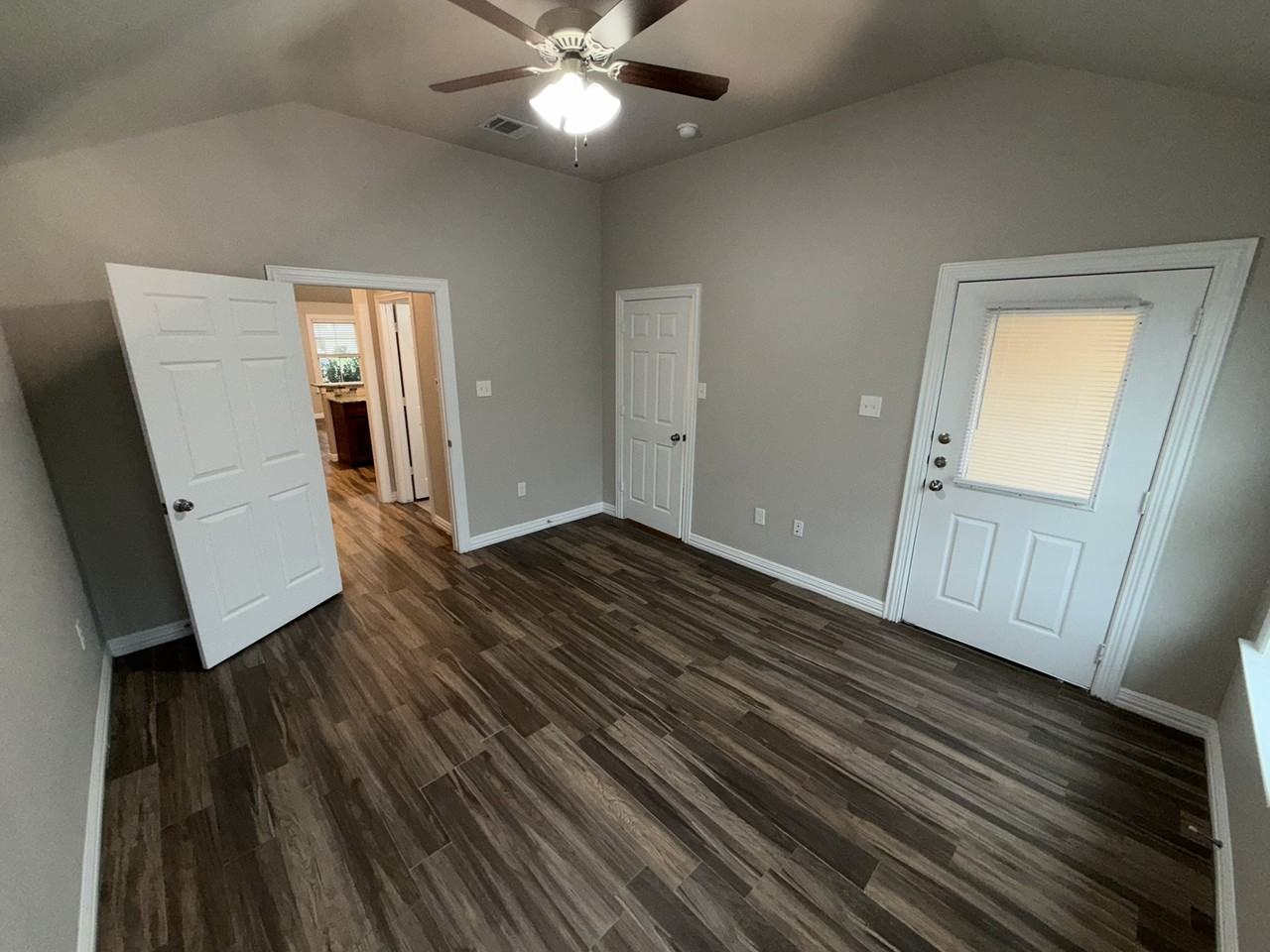 3349 Addison Way - Photo 4 of 12