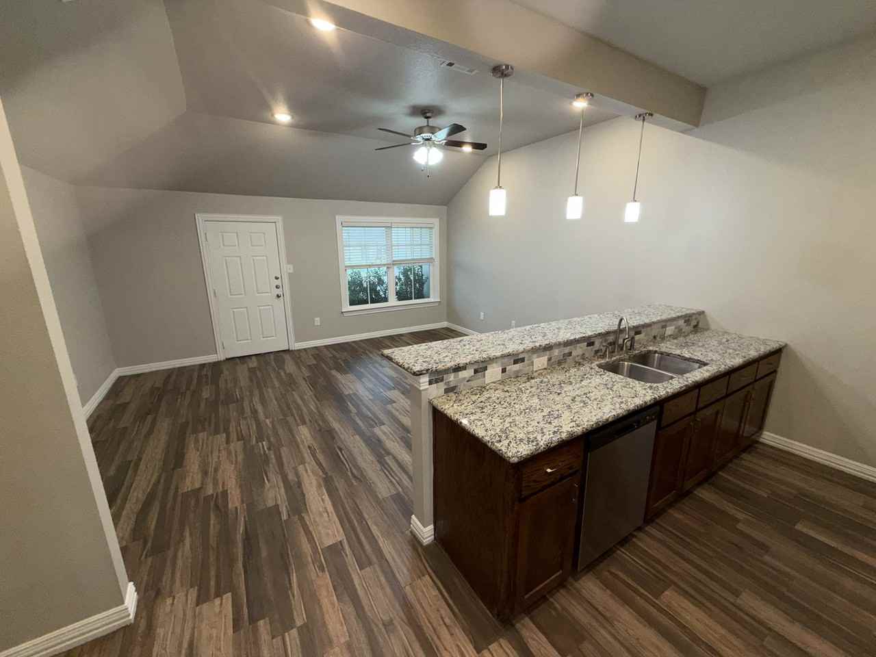 3349 Addison Way - Photo 5 of 12