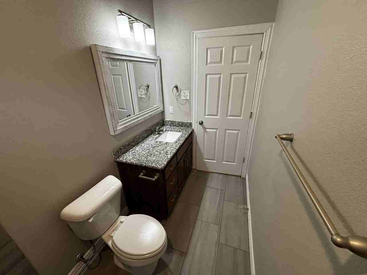 3306 South 13th Street - Photo 4 of 25