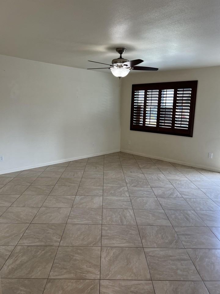 2683 Caulfield Dr #1 - Photo 4 of 17