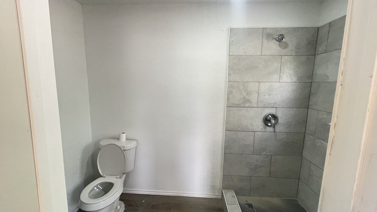 3017 Colima St #NA - Photo 4 of 7